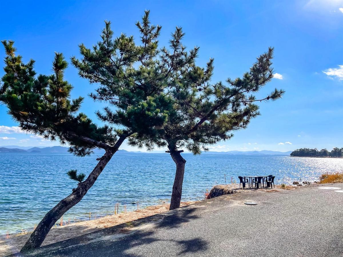 Biwa-Lakeside Cottage B B Dylan Minamikomatsu Ngoại thất bức ảnh